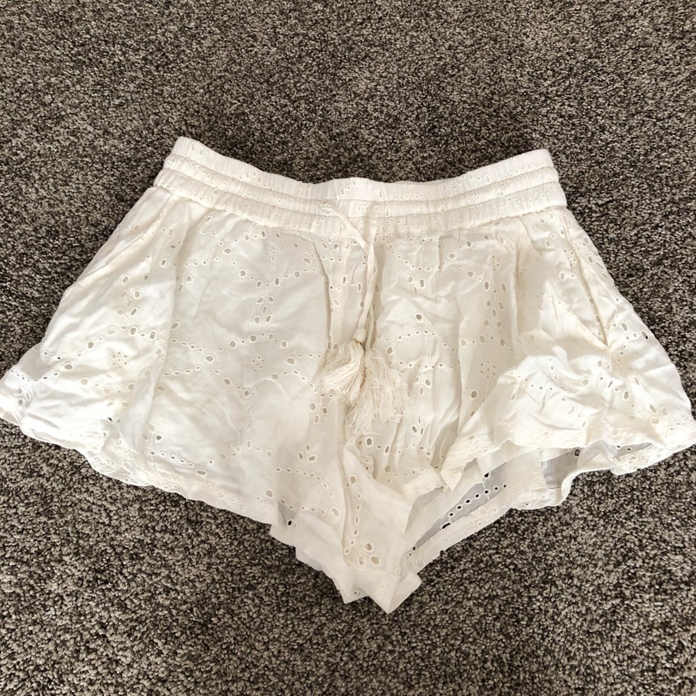 Free People Lace Shorts with Pockets Size S EUC!!